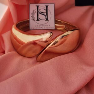 Anti Tarnish Metal Bangle adjustable