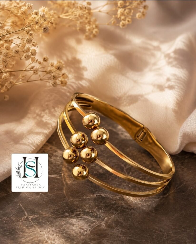 HFS Anti tarnish The Triple Orbit Cuff