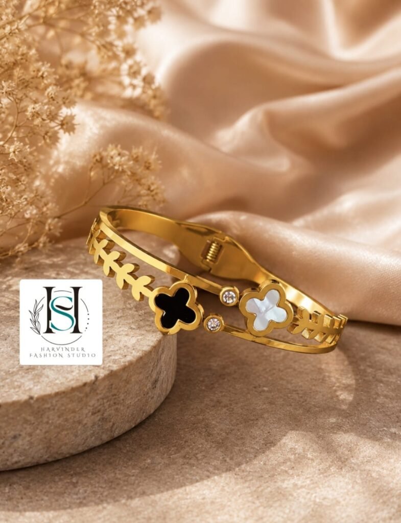 HFS Anti Tarnish Dual-Tone Clover Harmony Bangle
